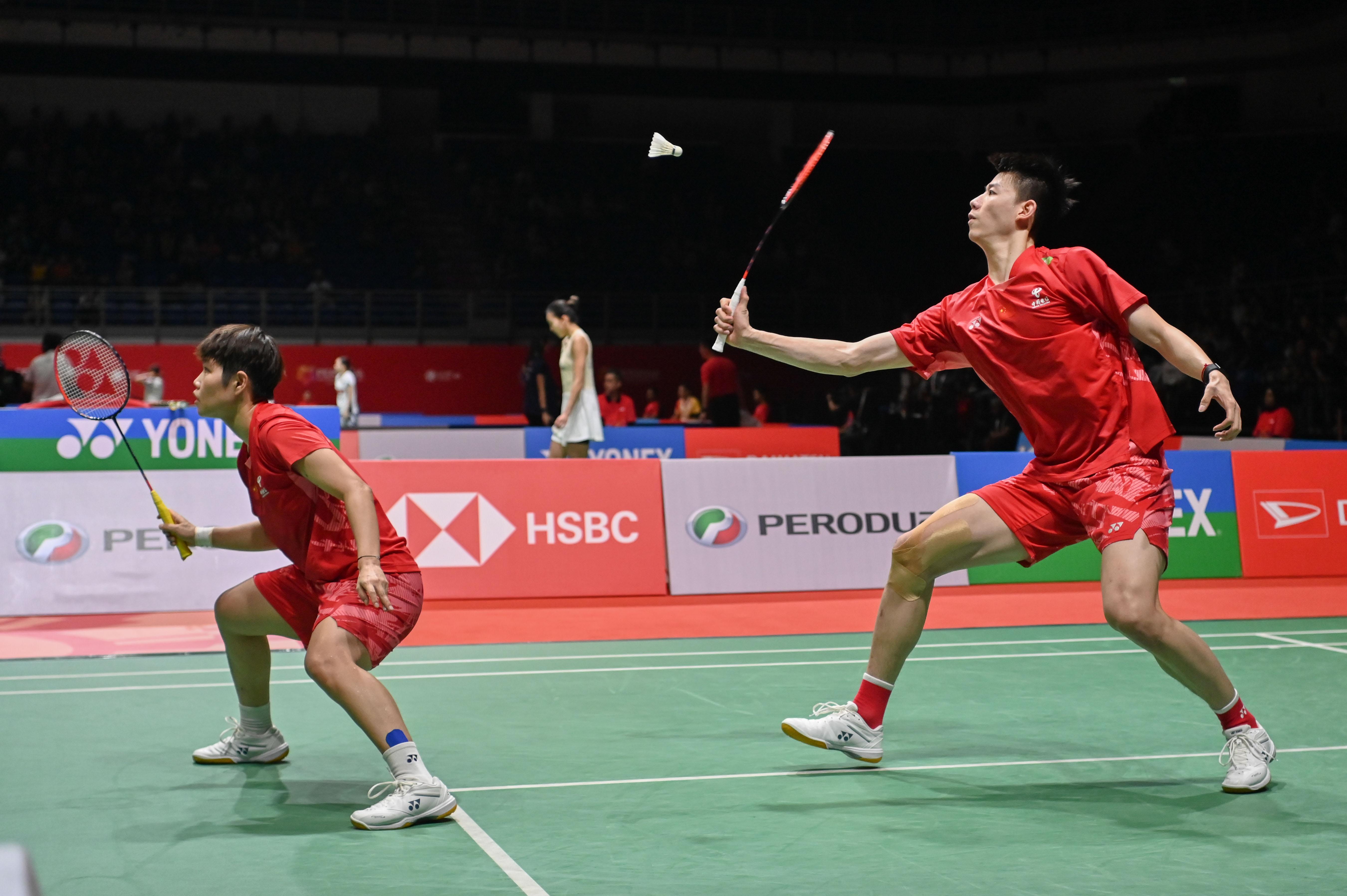 马来西亚羽毛球队绝地反击日本羽毛球队，辛杜惊艳世界