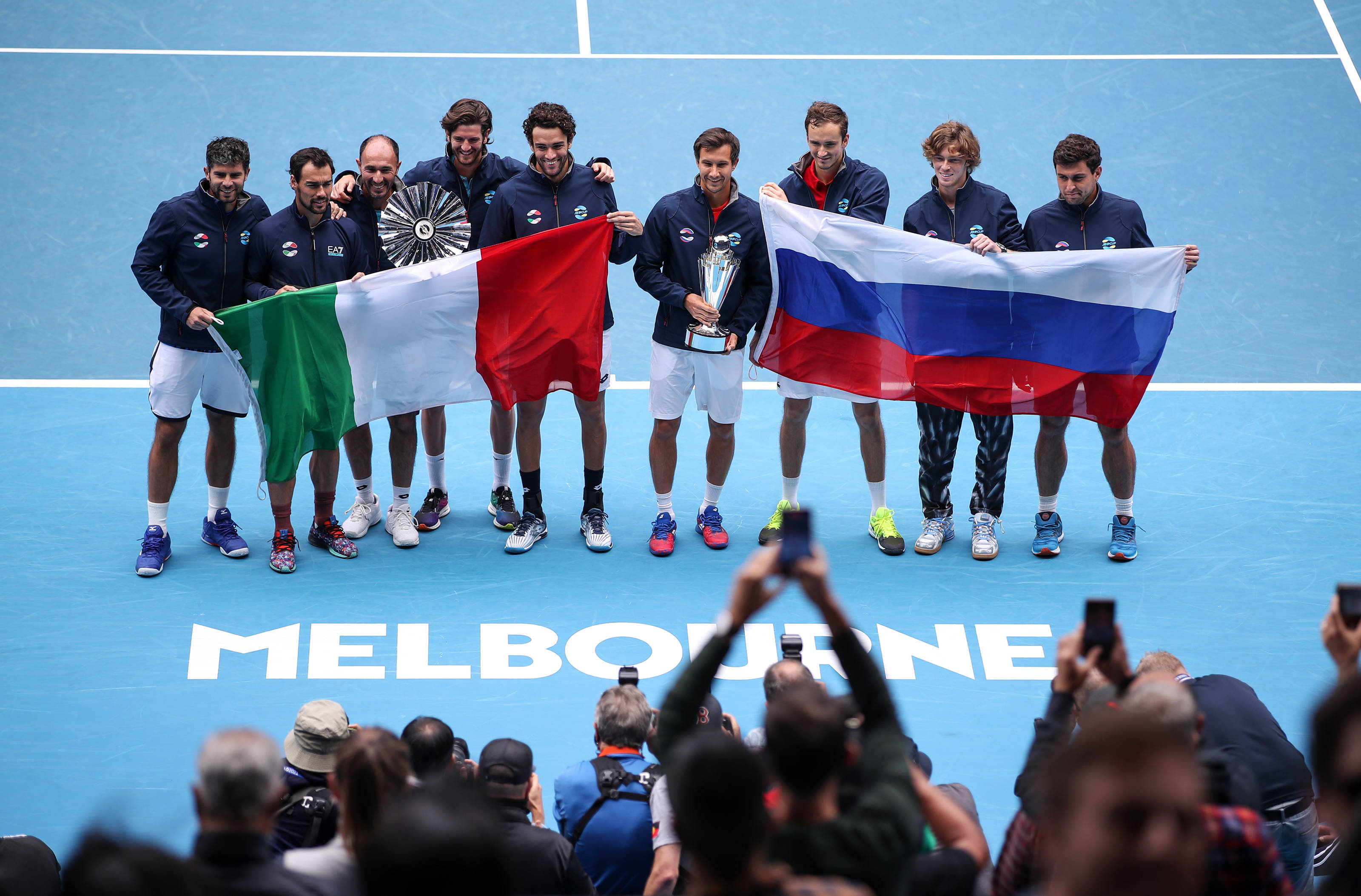 爱游戏官网-英国网球队爆冷德国网球队，克耶高斯三分雨点燃全场的简单介绍