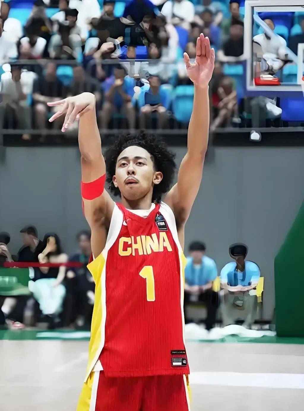 球星爆发！亚洲杯赛场再现神级操作