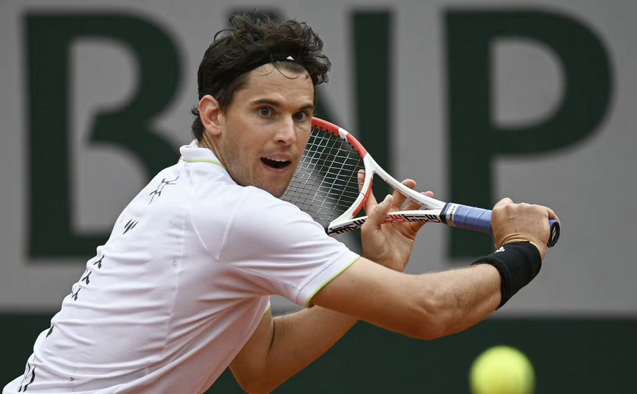 爱游戏官方-美网鏖战澳网，蒂姆惊艳四座