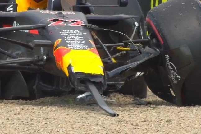 雷诺车队翻盘迈凯伦，皮亚斯特里统治全场