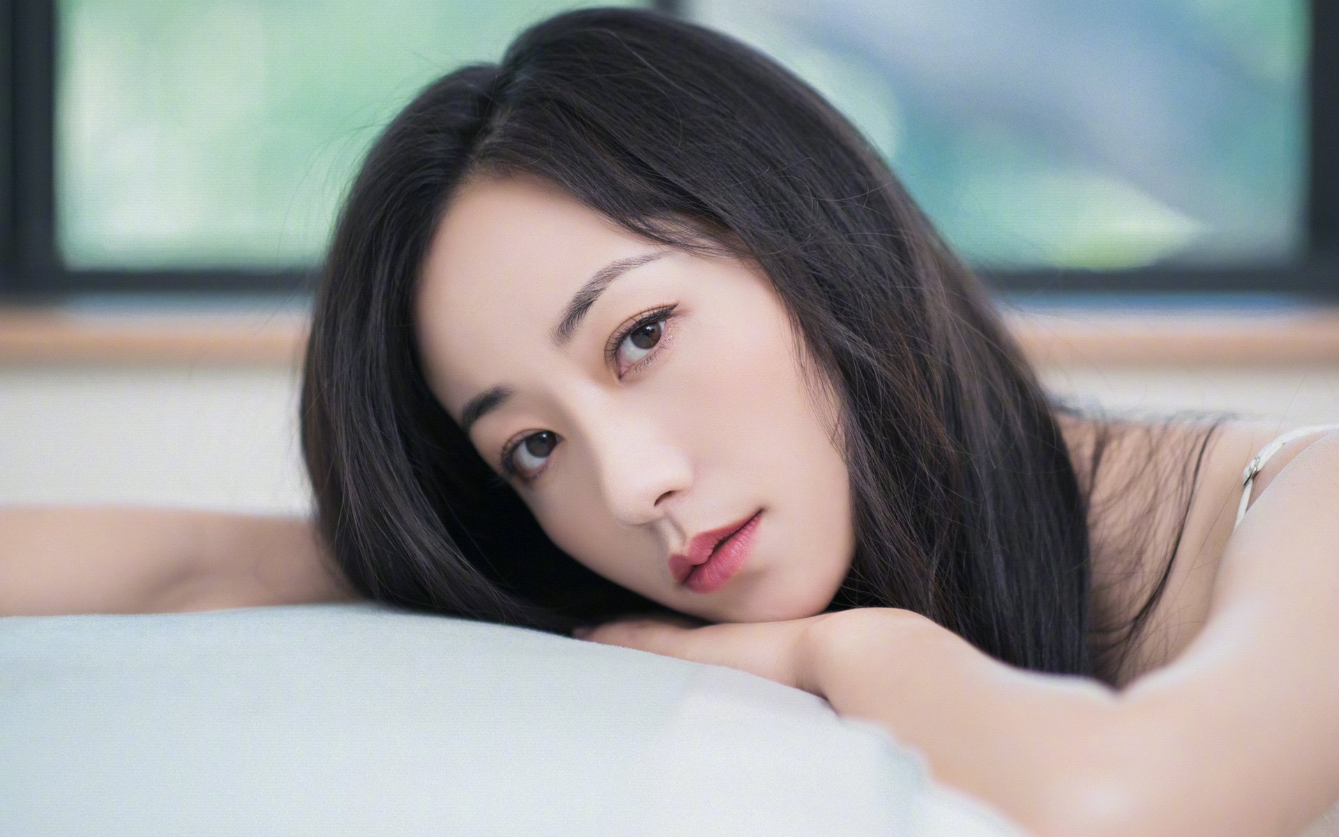 江南雨夜,篮球宇宙的另类奇观,当雷霆响彻时,舞台只为不设限者加冕