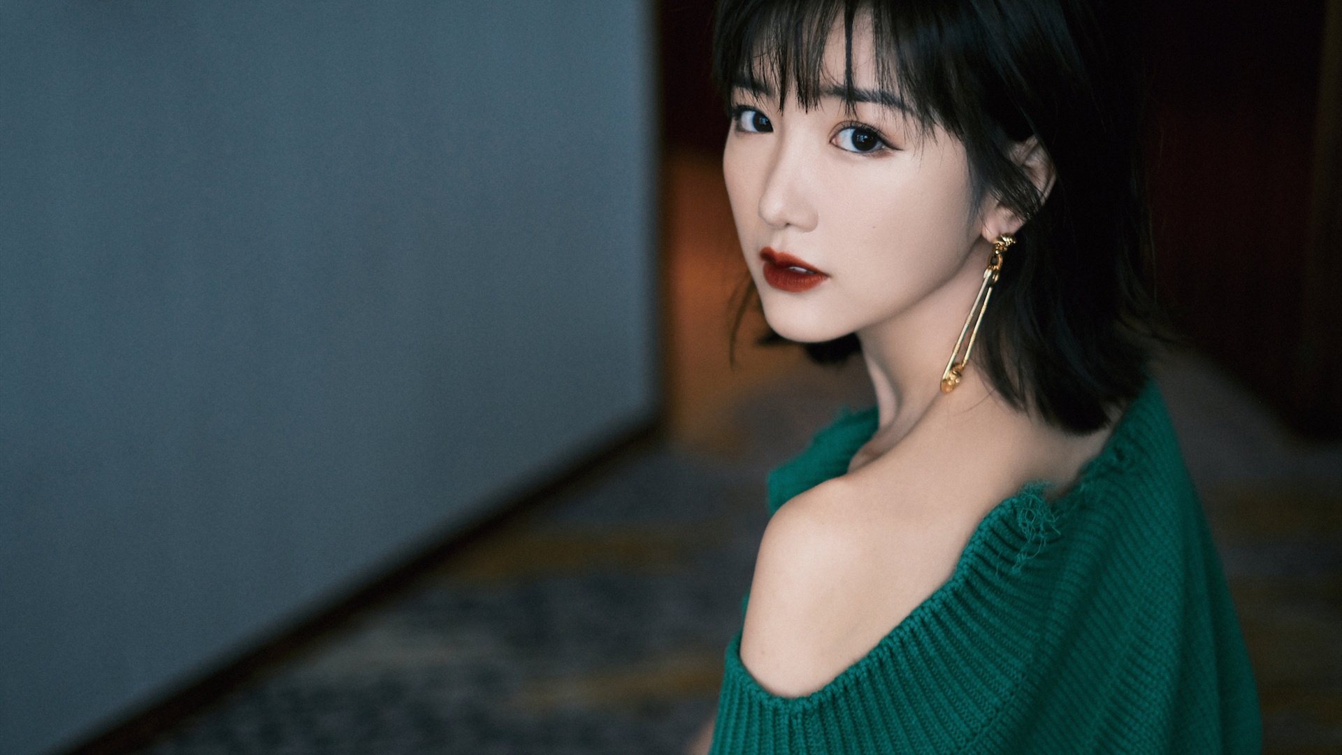 蝴蝶效应，哥伦比亚铁桶阵，如何隔空点燃了西甲国家德比的战术革命？