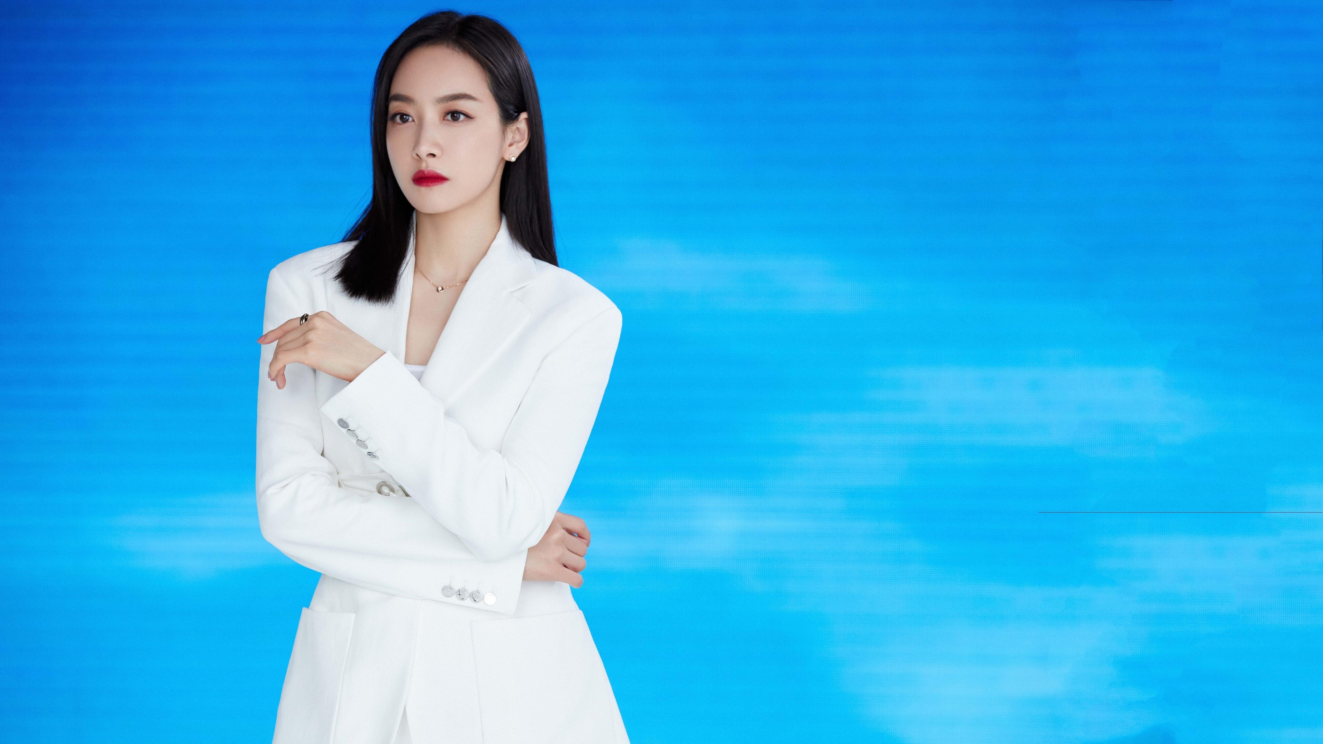 东契奇点燃赛场,山西队硬仗取胜开拓者,一场跨联赛的激情对决