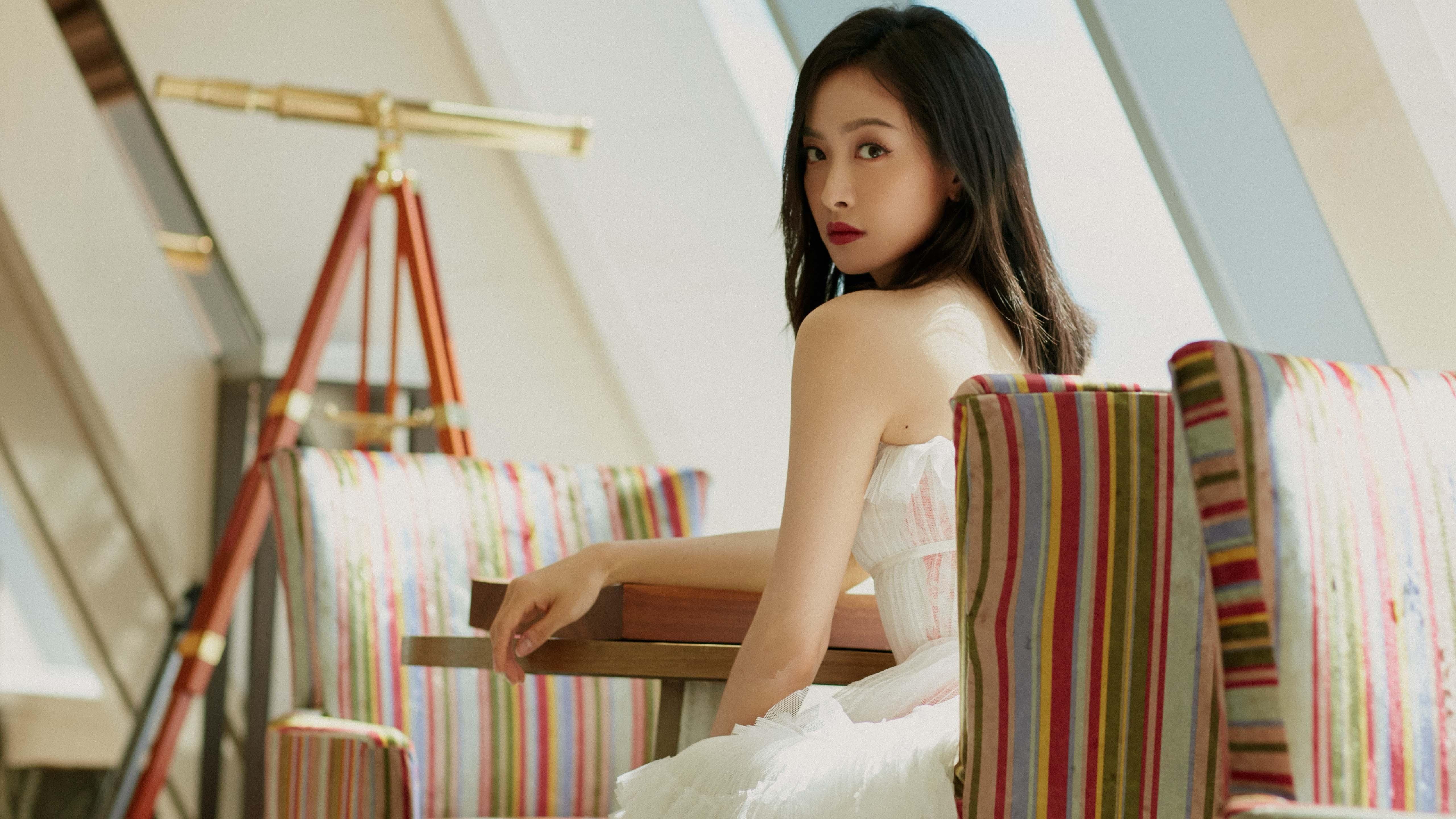 爱游戏官方入口-国界两端的赛场，同一曲拼搏奏鸣曲，骑士力克浙江，爱德华兹绝不手软